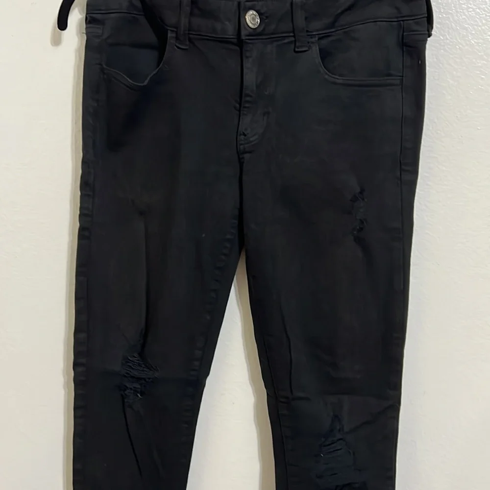Black American Eagle distressed Jeggings - Picture 2 of 5
